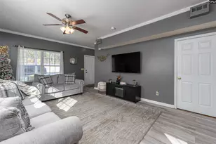 2704 Leesburg Rd, Columbia, SC 29209 - Photo 4