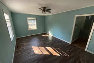 1002 Nandina St, Hartsville, SC 29550 - Photo 6