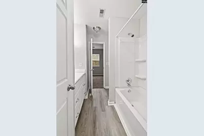 275 Wynn Way B, Columbia, SC 29210 - Photo 2