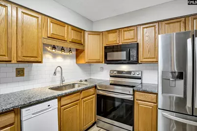 1825 Saint Julian Place 9B, Columbia, SC 29204 - Photo 8
