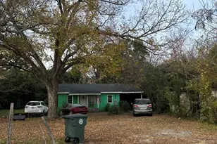 360 Moore St, Lake City, SC 29560 - Photo 4