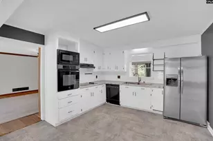 194 Eargle Dr, West Columbia, SC 29170 - Photo 8