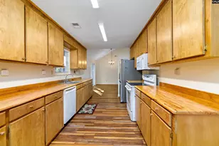 217 Jeffers Cir, Elgin, SC 29045 - Photo 10