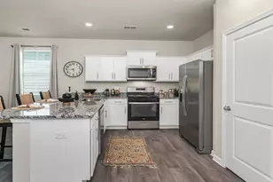 438 Wisteria Walk Wy, Hopkins, SC 29061 - Photo 6