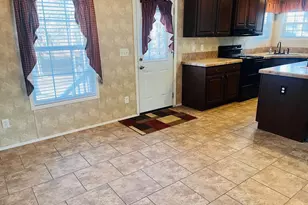 139 Harbors End Dr, Saluda, SC 29138 - Photo 14