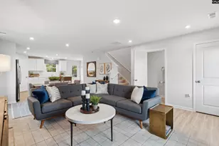 215 Flint Ridge Dr, Hopkins, SC 29061 - Photo 6