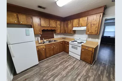 3900 Persimmon Street, Columbia, SC 29205 - Photo 10