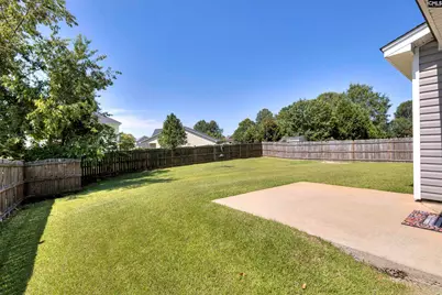 925 Farnsworth Drive, Hopkins, SC 29061 - Photo 6