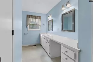 125 Robin Forest Dr, West Columbia, SC 29170 - Photo 16