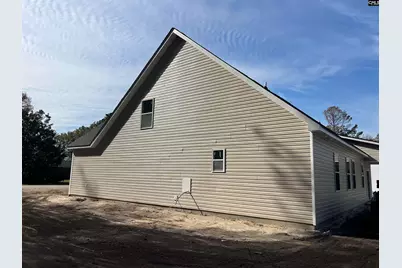 1310 Tremont Circle, Hartsville, SC 29550 - Photo 2