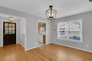 23 Graymont Cir, Columbia, SC 29205 - Photo 2