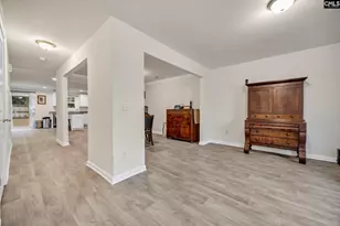 169 Carriagebrook Cir, Camden, SC 29020 - Photo 4