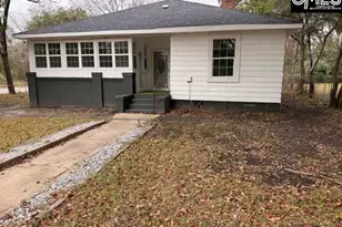 822 Chesnut St, Camden, SC 29020 - Photo 4