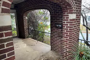 811 College St, Newberry, SC 29108 - Photo 2