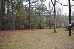 1613 Lake Shore Rd, Camden, SC 29020 - Photo 2