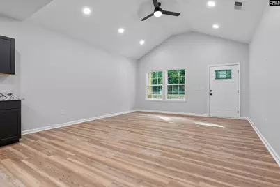 413 Lincolnshire North Boulevard, Columbia, SC 29203 - Photo 6
