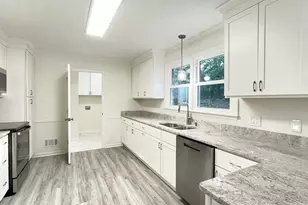 140 Park Shore Dr E, Columbia, SC 29223 - Photo 8