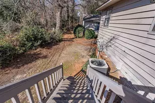 37 Canterbury Ct, Columbia, SC 29210 - Photo 12