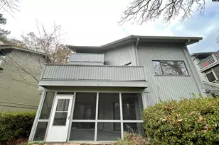 81 Ridge Lake Dr, Columbia, SC 29209 - Photo 2