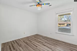 1569 Crowndale Dr, Sumter, SC 29150 - Photo 10