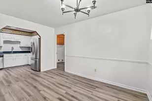 1569 Crowndale Dr, Sumter, SC 29150 - Photo 6