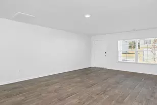 1351 Mosser Dr, Columbia, SC 29203 - Photo 4