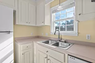 423 Planters Dr, Columbia, SC 29209 - Photo 18