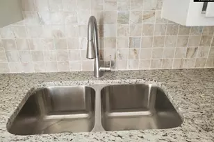 332 S Bull St, Columbia, SC 29205 - Photo 8