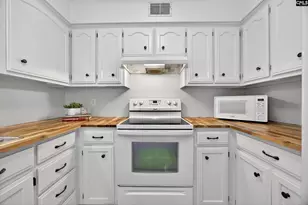 116 Landing Dr, Lexington, SC 29072 - Photo 8