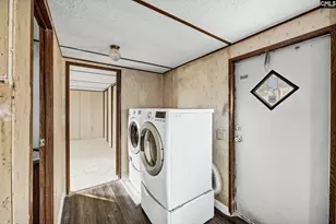 2152 Congaree Rd, Eastover, SC 29044 - Photo 12