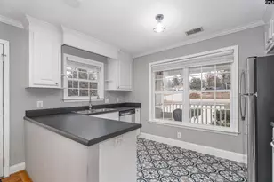 1201 S Kilbourne Rd, Columbia, SC 29205 - Photo 10