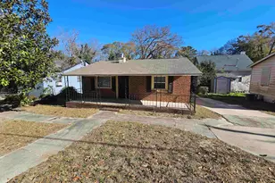 401 George St, Lexington, SC 29072 - Photo 2