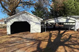 2637 Deloache Ave, Newberry, SC 29108 - Photo 6