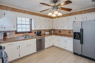 540 Lake Shore Dr, Chapin, SC 29036 - Photo 14