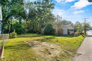 460 Drayton St, Newberry, SC 29108 - Photo 1