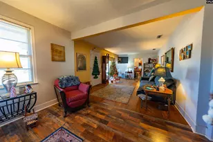 911 Hannah Ave, Hartsville, SC 29550 - Photo 6