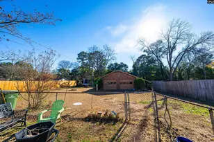 911 Hannah Ave, Hartsville, SC 29550 - Photo 24