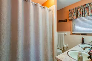 911 Hannah Ave, Hartsville, SC 29550 - Photo 16