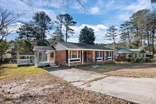 520 Newburgh Dr, Columbia, SC 29203 - Photo 2