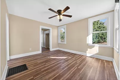 606 Railroad Street, Cayce, SC 29033 - Photo 8
