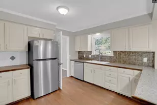 15 Mosswood Rd, Columbia, SC 29206 - Photo 10