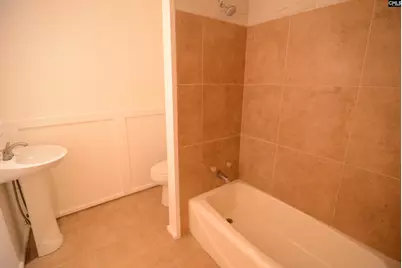 130 E Dekalb Street, Camden, SC 29020 - Photo 8