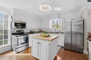 11 Copperfield Ct, Columbia, SC 29209 - Photo 6