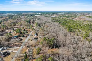 912 Spring Dr, Lugoff, SC 29078 - Photo 40