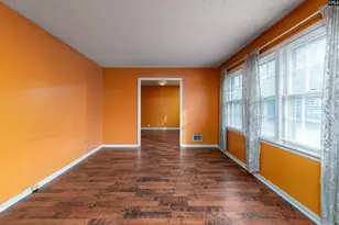 137 Bridgewater Cir, Irmo, SC 29063 - Photo 2