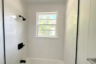 121 N Guignard Dr, Sumter, SC 29150 - Photo 10