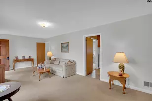 1915 Haviland Cir, Columbia, SC 29210 - Photo 6