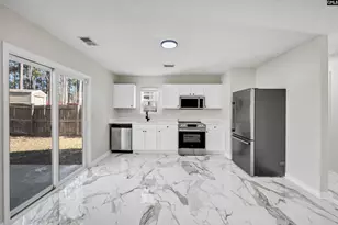 113 Rabon Springs Rd, Columbia, SC 29223 - Photo 10