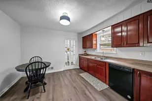 200 Golden Ln, Lexington, SC 29072 - Photo 10