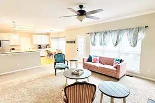 208 Saints Creek Ln, Irmo, SC 29063 - Photo 6